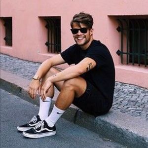 Meet your Posher, Julio